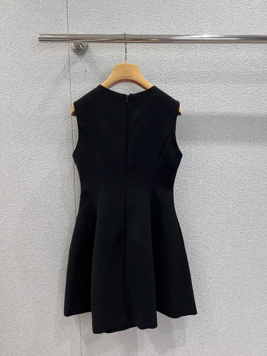 The 2025 Spring/Summer new handcrafted beaded high-end vest dress is versatile and shows off your figure