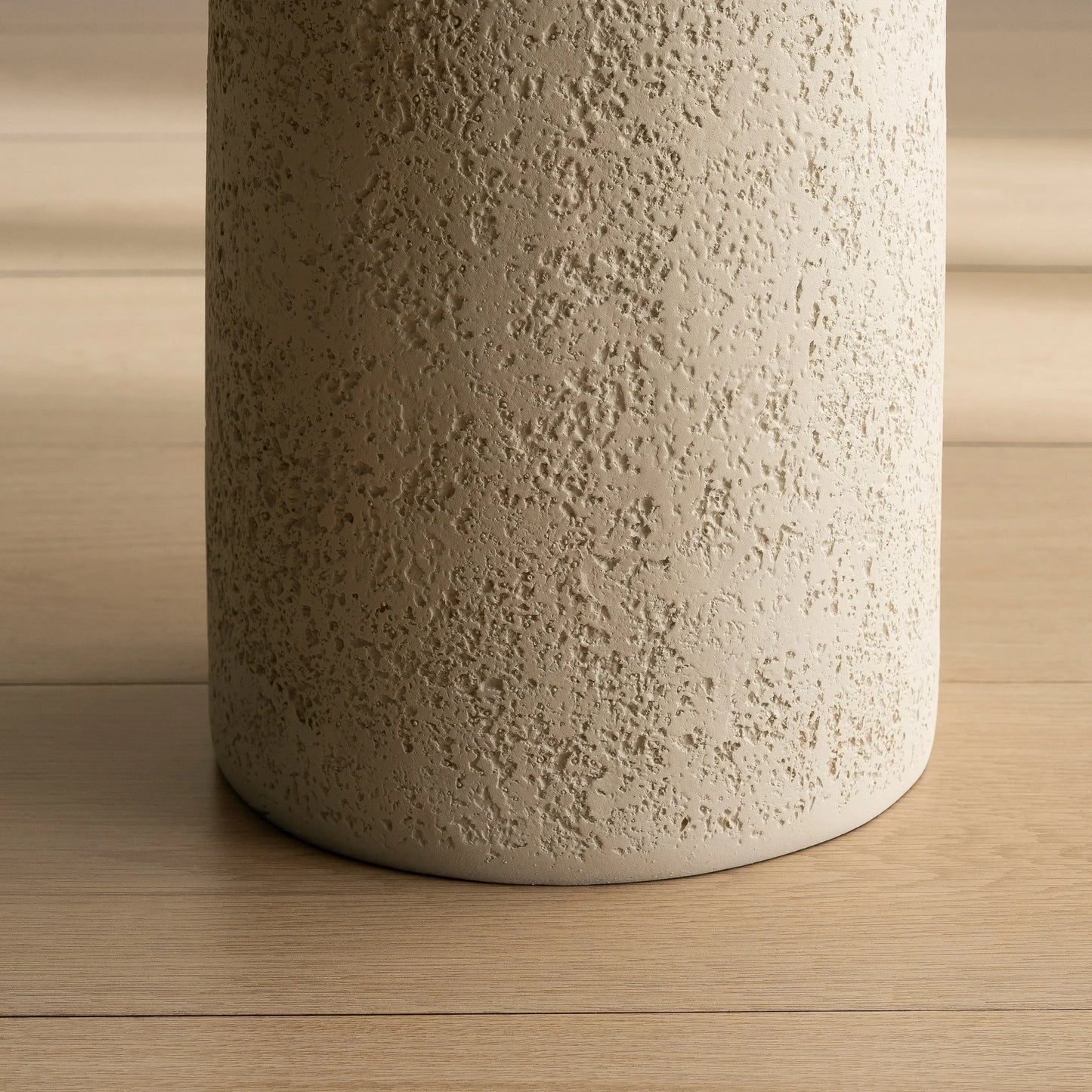 SHYFOY 18'' Tall Pedestal Side Table, Modern Round End Table, Stone-Inspired Accent Tables with Hourglass Design