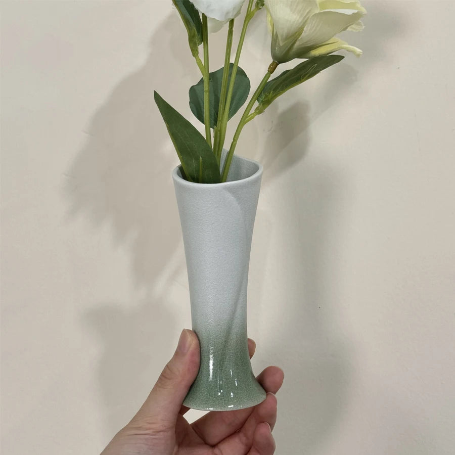Ceramic vases, small vases for home decoration, modern farmhouse decoration vases, dining table and living room decoration